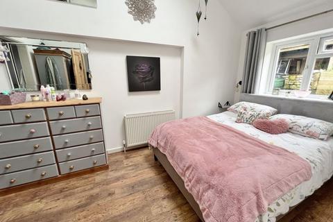 20 Castle View, Westbury, BA13 3HR