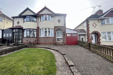 3 bedroom semi-detached house for sale, Kingswinford Road, Dudley DY1