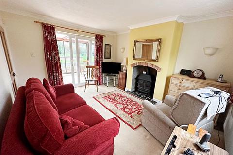 2 bedroom cottage for sale, The Green House, Charlton