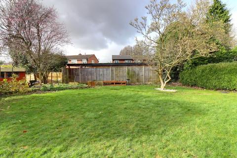 51 Springfield Drive, Stafford, ST17 9LG