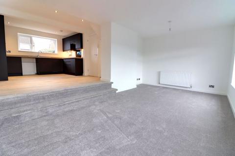 30 Baswich Crest, Stafford, ST17 0HJ