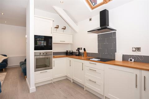 2 bedroom detached house for sale, High Street, Criccieth, Gwynedd, LL52