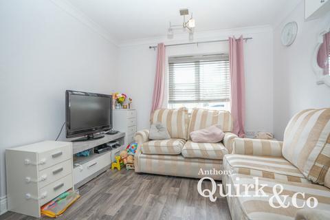 2 bedroom flat for sale, Ferry Road, Hockley, SS5