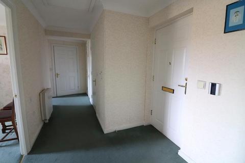 2 bedroom flat for sale - Lucas Gardens, Luton LU3