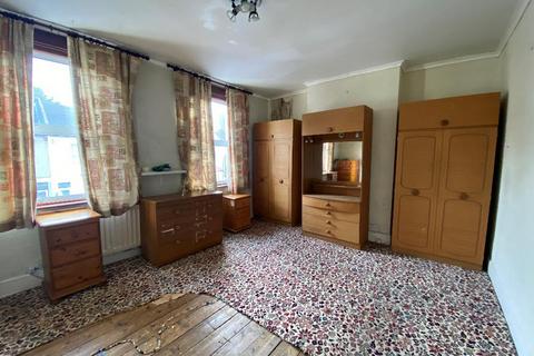 20 Pemdevon Road, Croydon, CR0 3QN