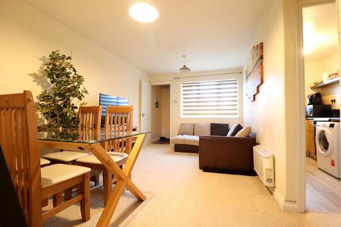 1 bedroom maisonette for sale, Astra Court, Round Green, Luton, Bedfordshire, LU2 7SG