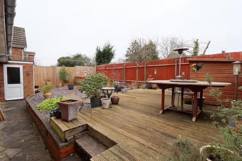 40 Hazelwood Close, Luton, LU2 8AR