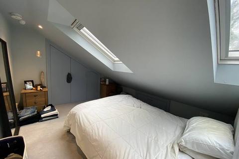 1 bedroom flat for sale - BOURNE END