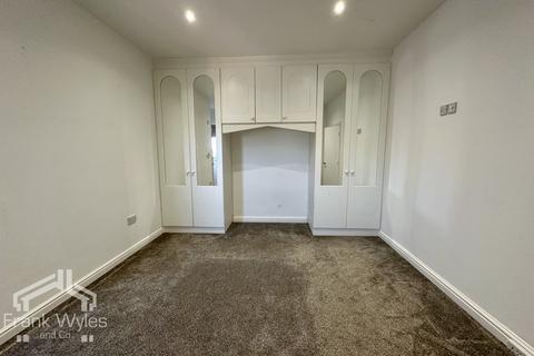1 bedroom flat to rent - Woodlands Road, Lytham St Annes, Lancashire