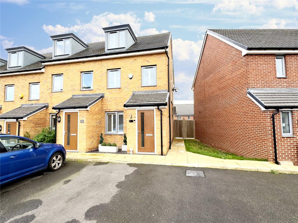 Worcester Drive, Swanley, Kent, BR8 3 bed end of terrace house £450,000
