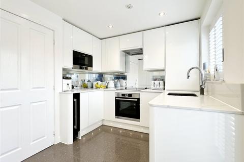 33 Worcester Drive, Swanley, BR8 8FF