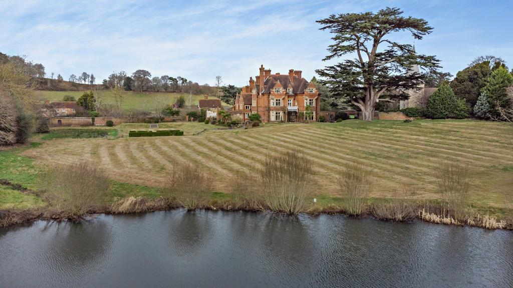 Eastbury Manor