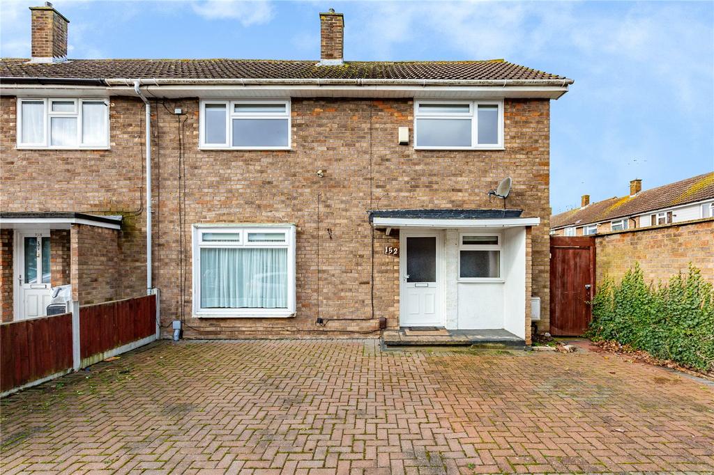 Great Spenders, Basildon, Essex, SS14 3 bed end of terrace house for