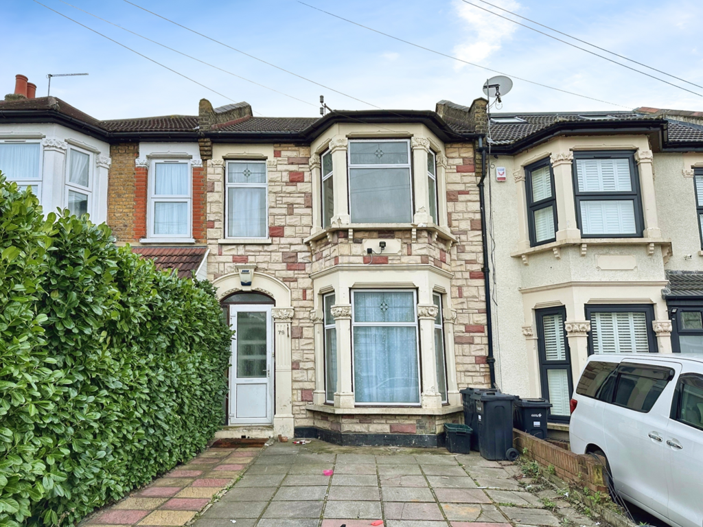 Courtland Avenue, ILFORD, IG1 3 bed terraced house for sale £575,000