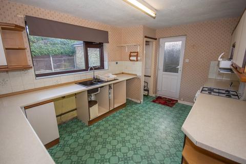 4 Bonnington Close, Rugby, CV21 4DG
