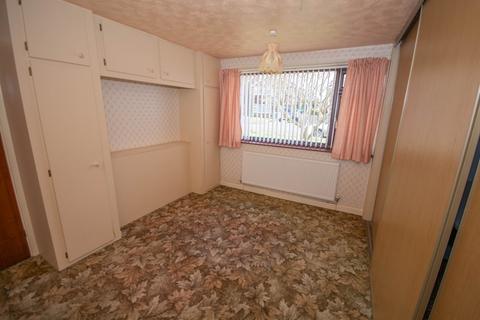 4 Bonnington Close, Rugby, CV21 4DG