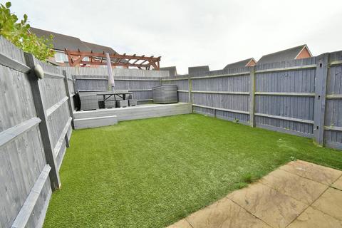 4 bedroom end of terrace house for sale, Paddocks Way, Ferndown, BH22