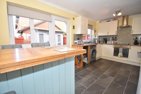 3 bedroom terraced house for sale, Pinwood Meadow Drive, Exeter, EX4