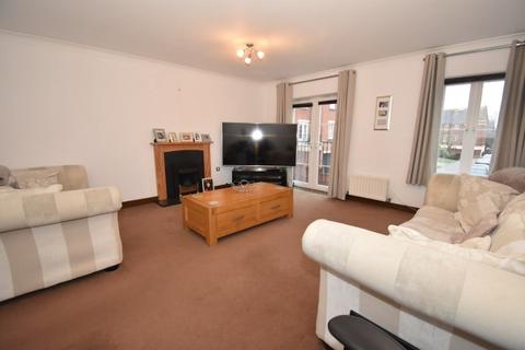 77 Gras Lawn, Exeter, EX2 4SZ