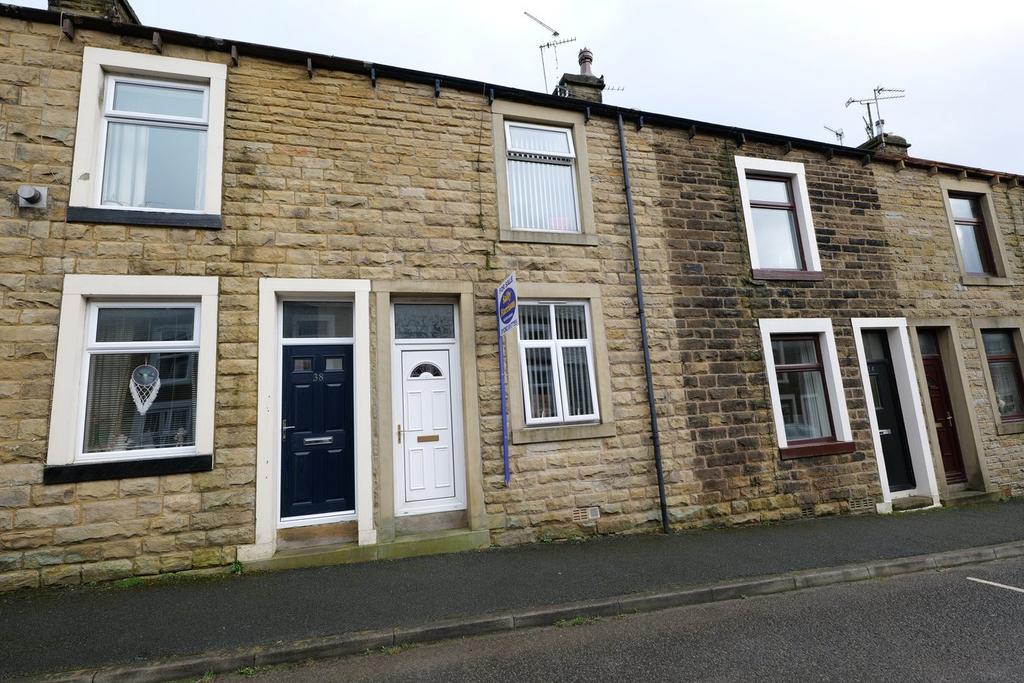 Shuttleworth Street, Earby, BB18 2 bed terraced house for sale £110,000