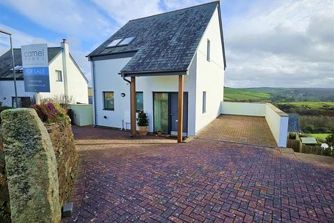 4 bedroom detached house for sale, Bethan View, Perranporth