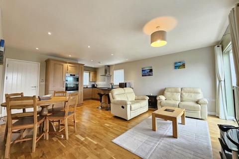 4 bedroom detached house for sale, Bethan View, Perranporth