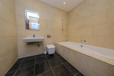 22b Adelaide Crescent, Hove, BN3 2JG