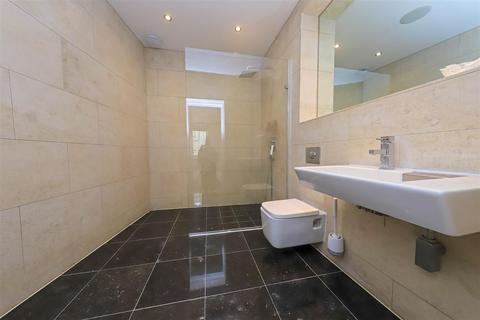22b Adelaide Crescent, Hove, BN3 2JG