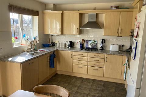 4 bedroom end of terrace house for sale, Holland Road, Weymouth