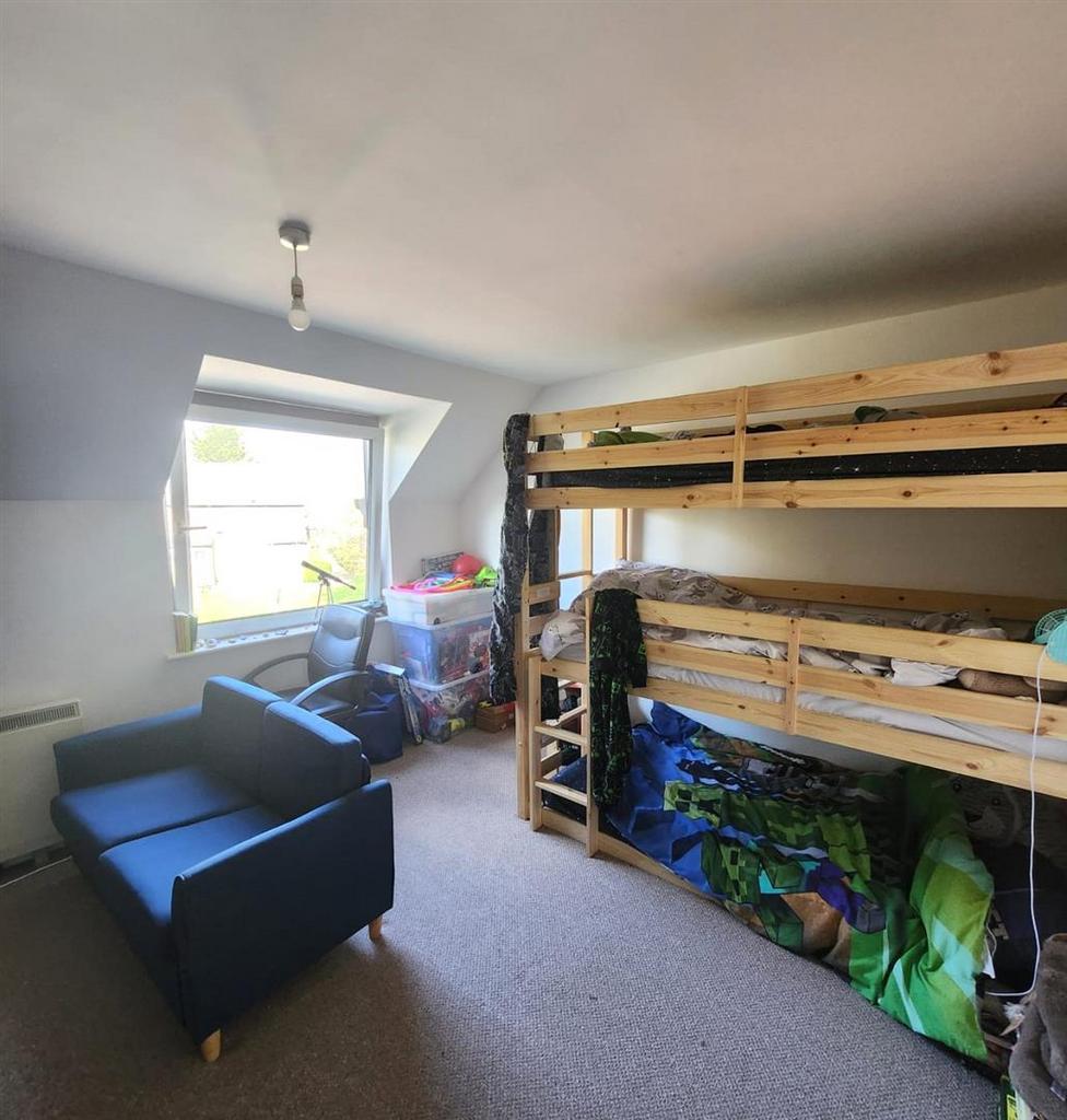 Bedroom 2.jpg