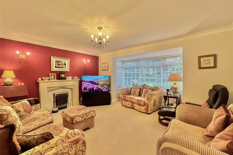 2 Alnwick Close, Whickham, Newcastle Upon Tyne, NE16 5ZD