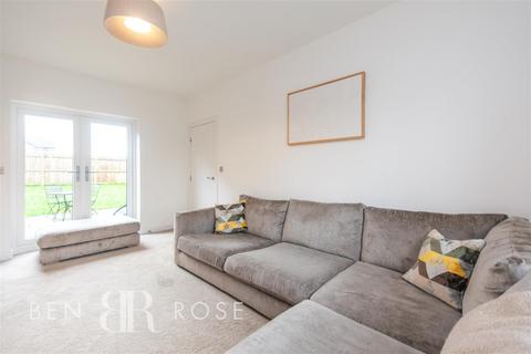 2 Foxtail Close, Leyland, PR25 1FB