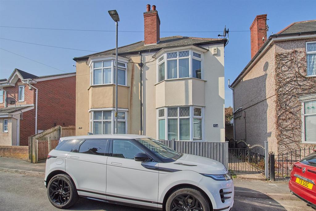 New Street, Earl Shilton 3 bed semidetached house for sale £190,000