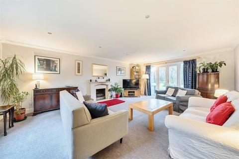 4 bedroom detached house for sale, Heath Rise, Ripley, Surrey, GU23