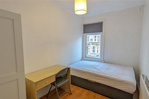 122 Coronation Avenue, Bath, BA2 2JP