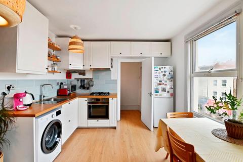 1 bedroom flat for sale, High Street, Penge, London, SE20