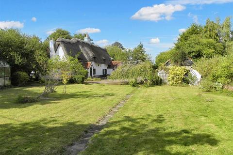 4 bedroom cottage for sale, Green End, Little Staughton