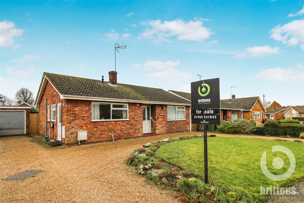 Goose Green Road, 3 bed detached bungalow for sale £285,000