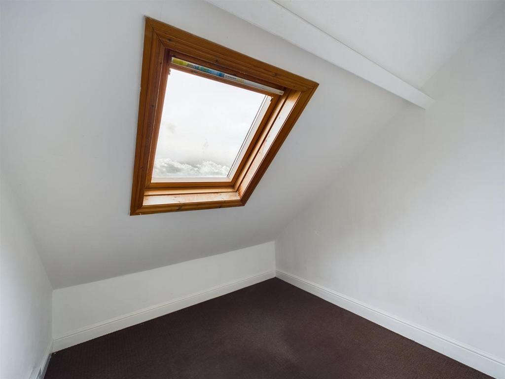 Bedroom: