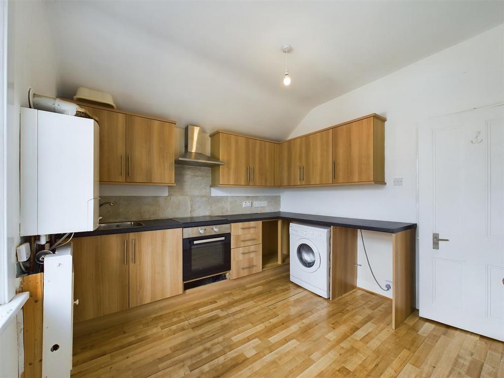 Kitchen: