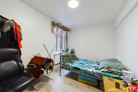 2 bedroom flat for sale, Sheepcote Road, Harrow
