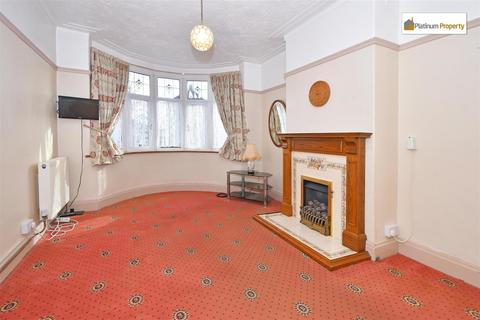 5 Adamthwaite Drive, Blythe Bridge, Stoke-on-trent, ST11 9HL
