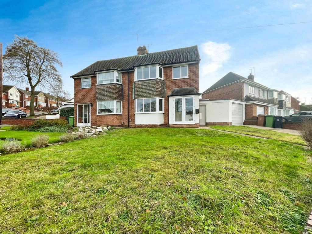 Pomeroy Road, Great Barr, Birmingham... 3 bed semidetached house £280,000
