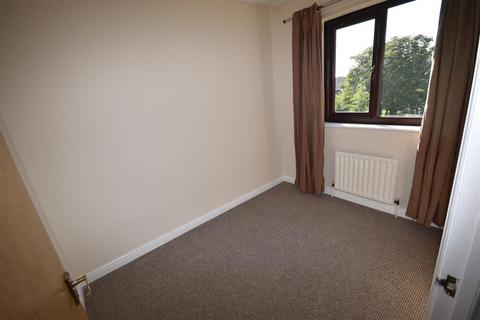 3 Elmgarth, Sleaford, NG34 7FJ