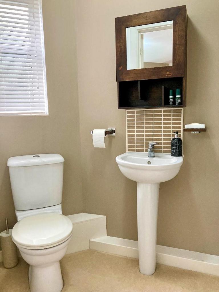 En-suite (J).jpg