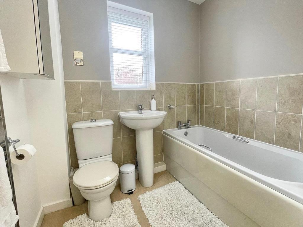 Bathroom.jpeg