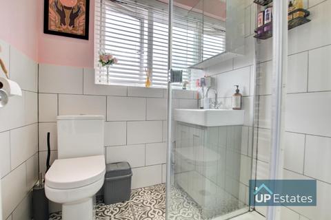 3 Carver Close, Coventry, CV2 5NJ