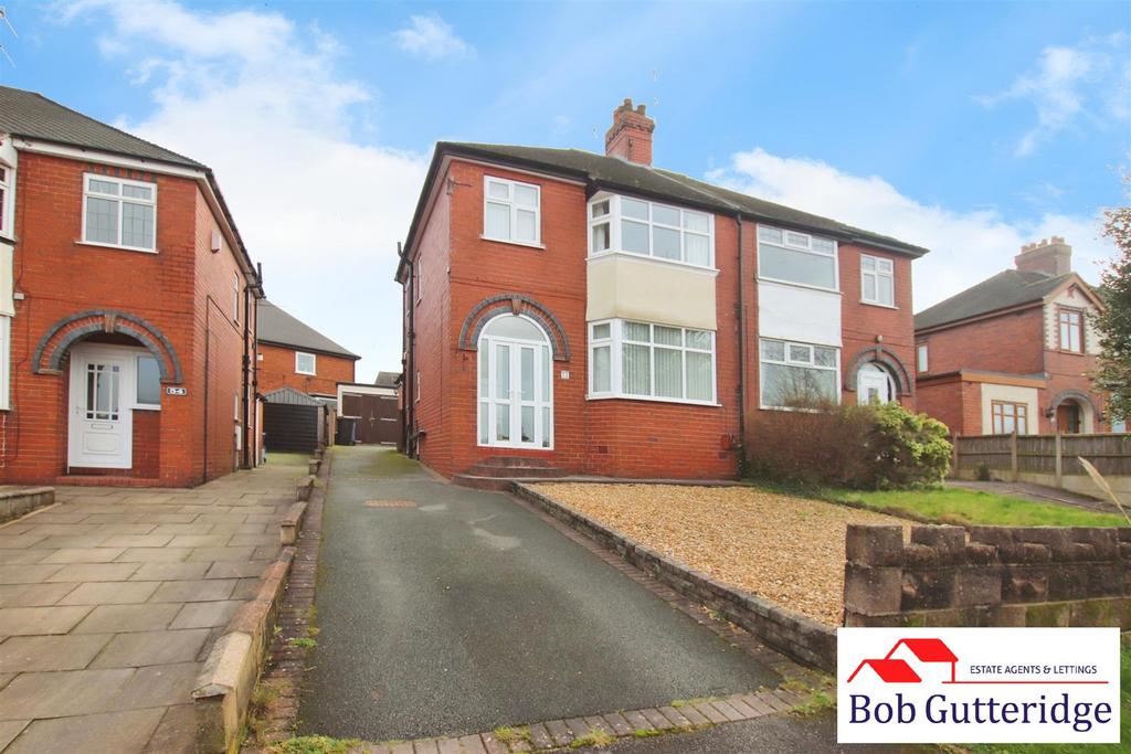 Clare Avenue, Porthill, Newcastle 3 bed semidetached house for sale