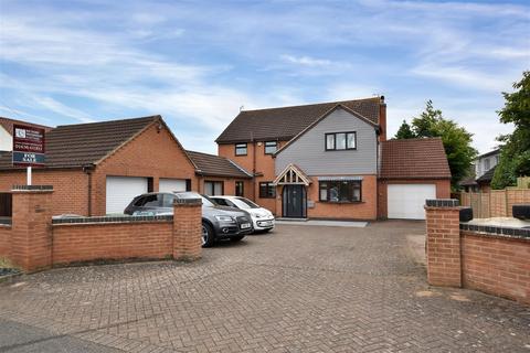 4 bedroom detached house for sale, Main Street, North Muskham, Newark