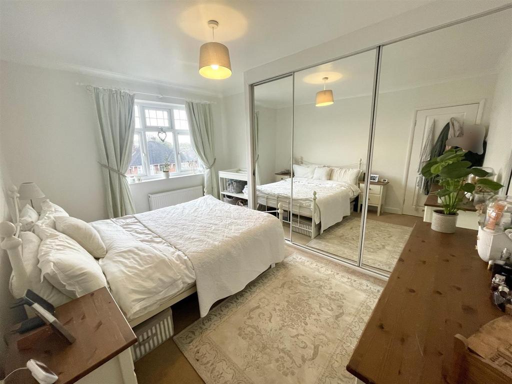 BEDROOM1 - Copy.jpg